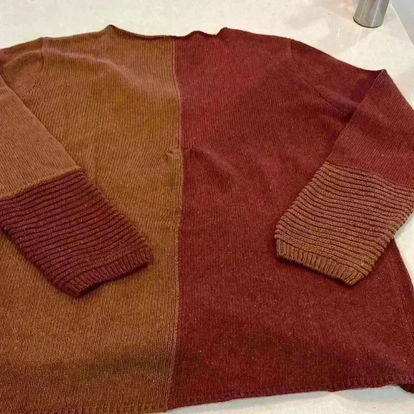 Here Imprint Womens Sweater Red Gold XL Color Block Round Neck Button Open Front - Picture 8 of 9